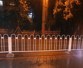 坚固守护：本溪铁艺护栏的安全保障
